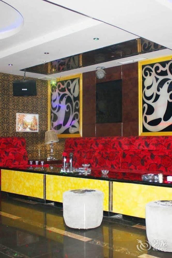 Chengdu Ronghome Hotel Εξωτερικό φωτογραφία
